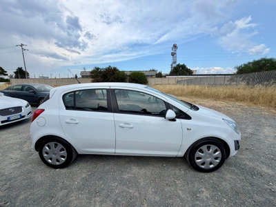 Opel Corsa 1.0 12V 5 porte Edition (7)