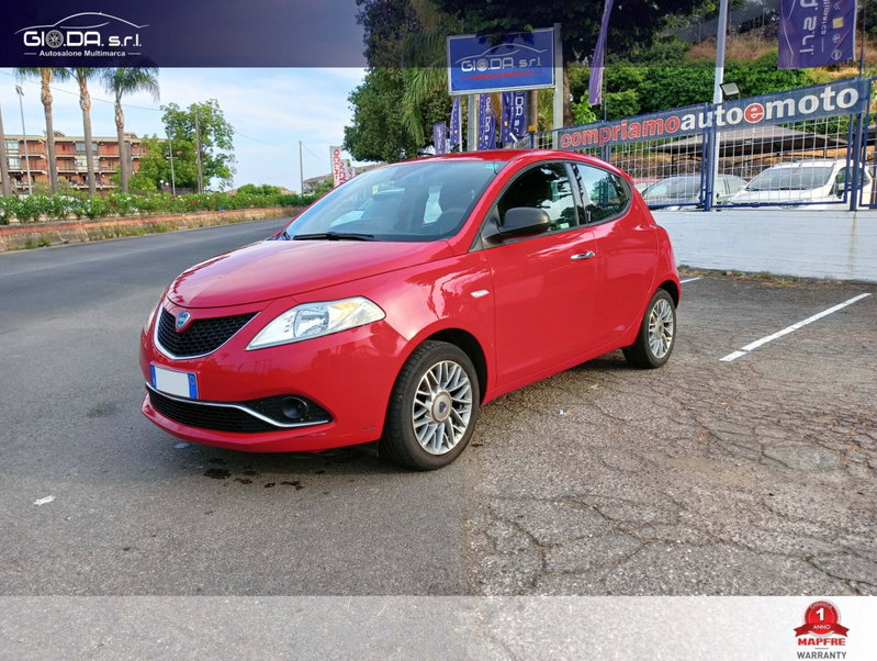 Lancia Ypsilon 1.2 69 CV 5 porte Silver