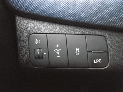 Hyundai i10 1.0 LPGI Econext Comfort (12)