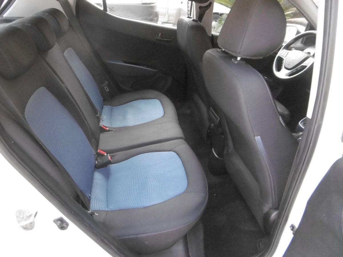 Hyundai i10 1.0 GPL Econext Tech (15)