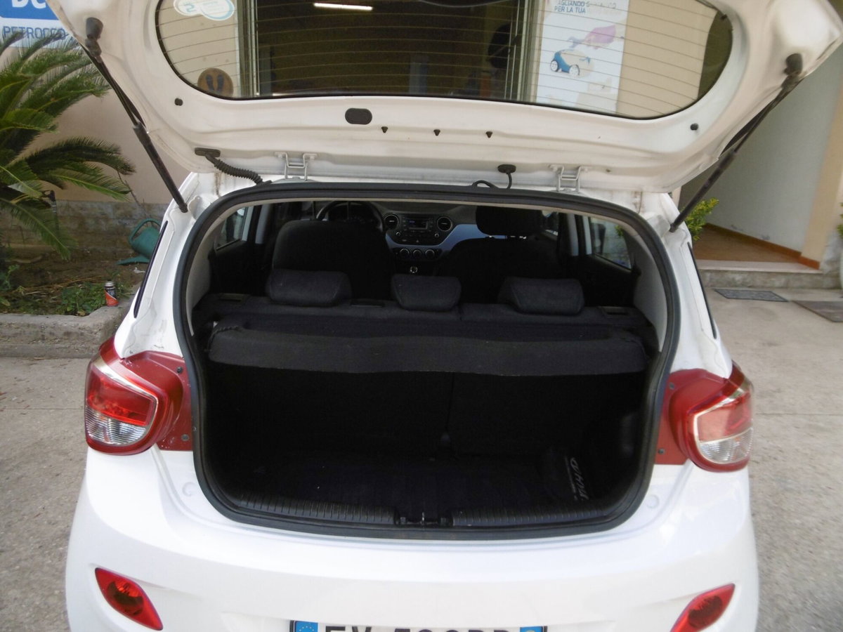 Hyundai i10 1.0 GPL Econext Tech (18)