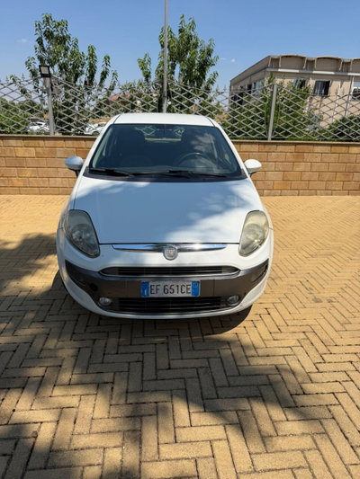 Fiat Punto Evo 1.3 Mjt 95 CV DPF 5 porte S&S Dualogic Dynamic usata