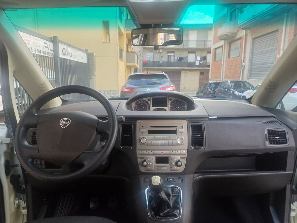 Lancia Musa 1.3 Multijet 16V 70 CV Argento (11)