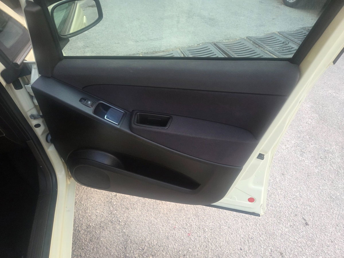 Lancia Musa 1.3 Multijet 16V 70 CV Argento (18)
