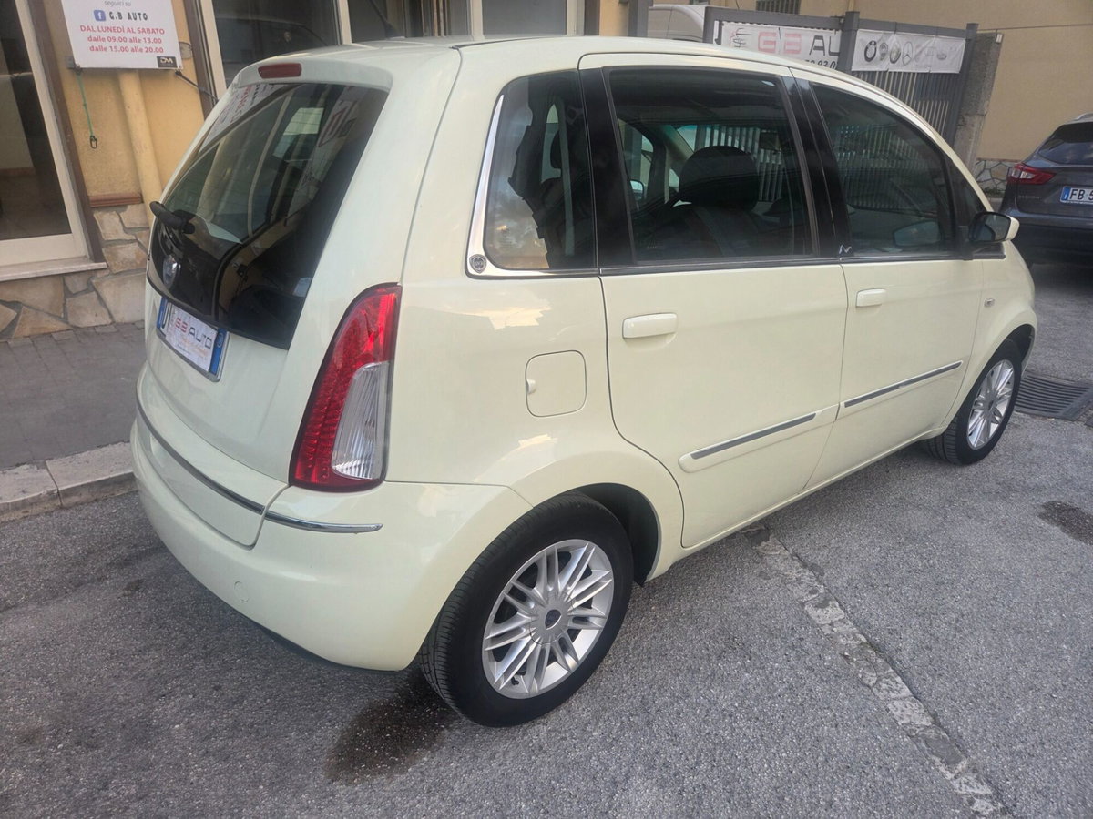Lancia Musa 1.3 Multijet 16V 70 CV Argento (8)