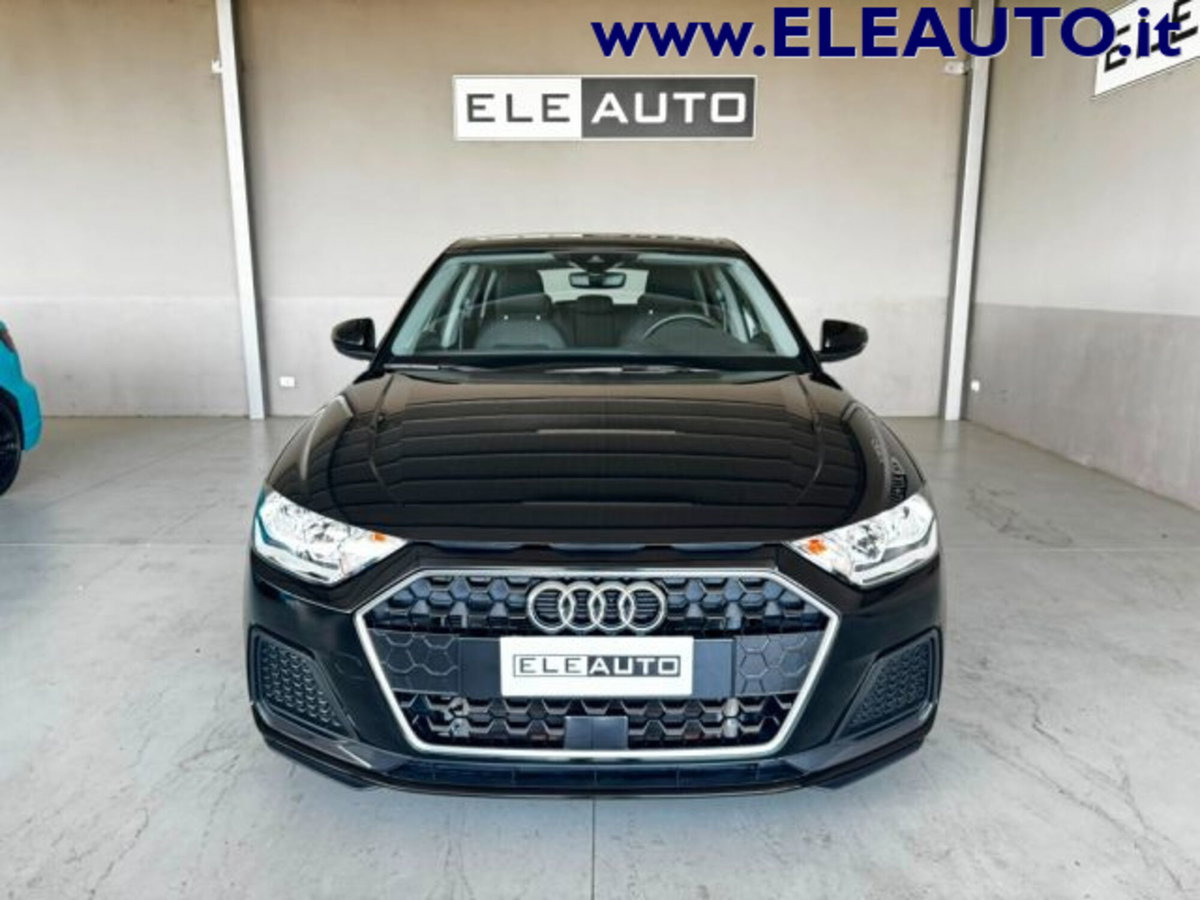 Audi A1 Sportback 25 TFSI S tronic Admired (2)