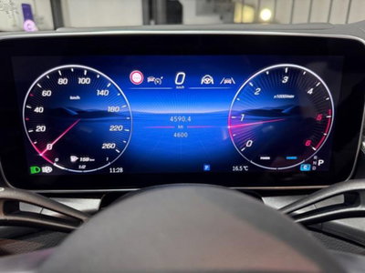 Mercedes-Benz GLC SUV 300 d AMG Line Premium Plus 4matic auto (16)