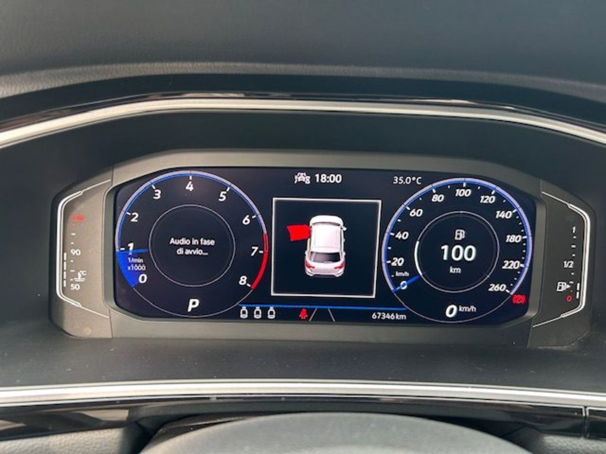 Volkswagen T-Roc 1.5 tsi R-Line dsg (10)