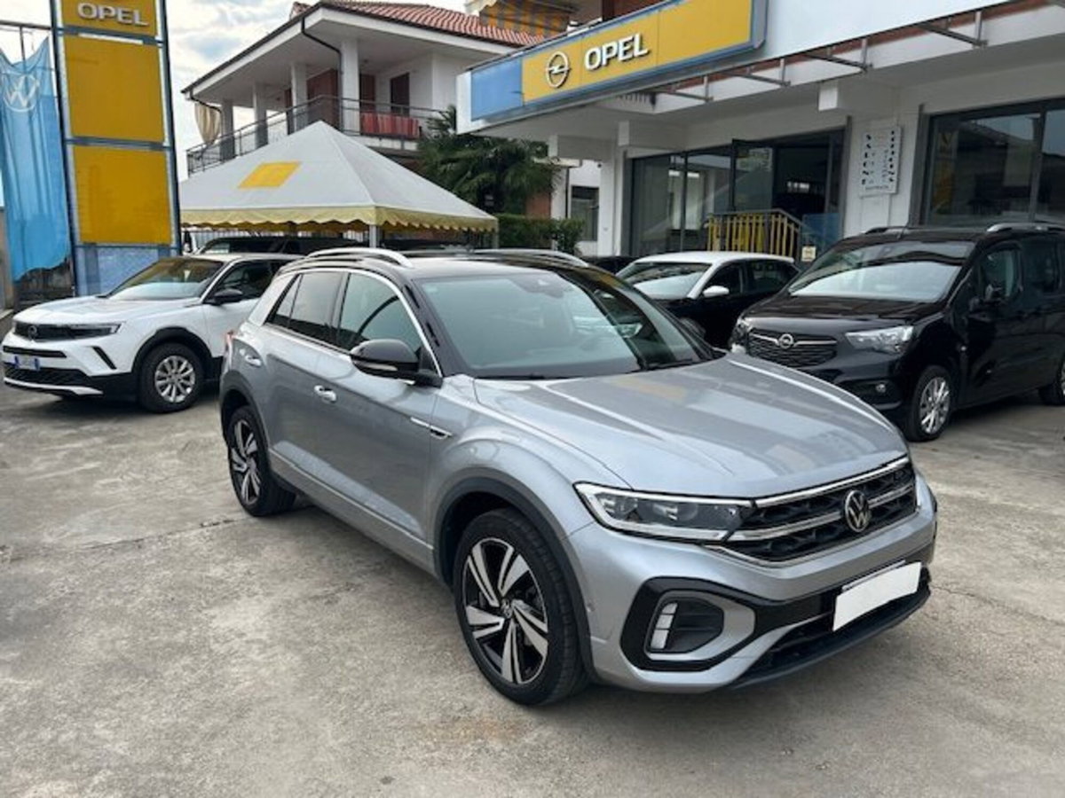 Volkswagen T-Roc 1.5 tsi R-Line dsg (3)