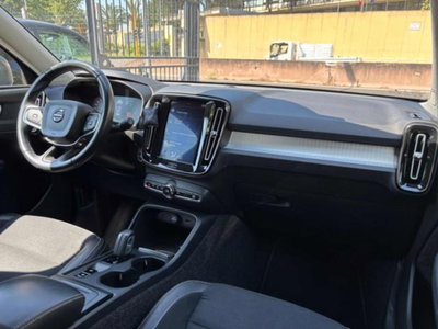 Volvo XC40 D3 AWD Geartronic R-design (9)