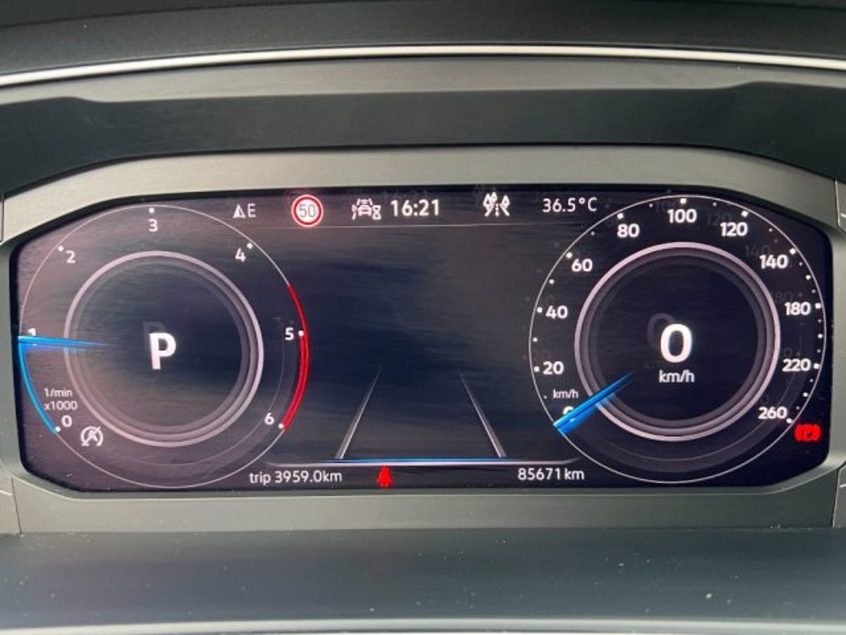 Volkswagen Tiguan 2.0 TDI 150 CV SCR DSG 4MOTION Elegance (15)