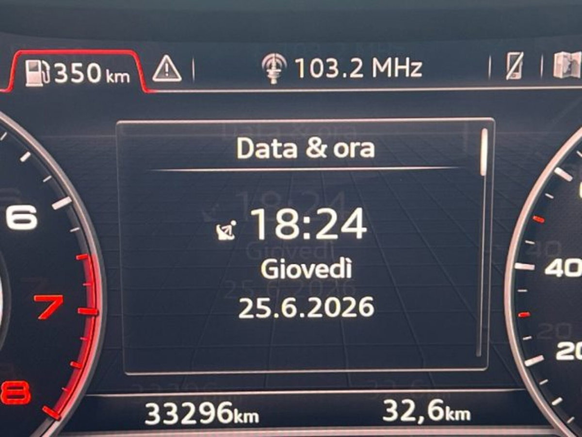 Audi Q2 Q2 35 TFSI S tronic S line Edition (14)