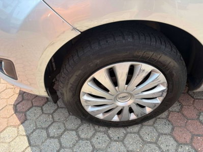 Ford Fiesta 1.4 5p. Bz.- GPL Titanium (12)
