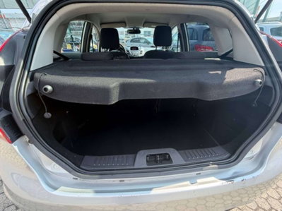 Ford Fiesta 1.4 5p. Bz.- GPL Titanium (3)