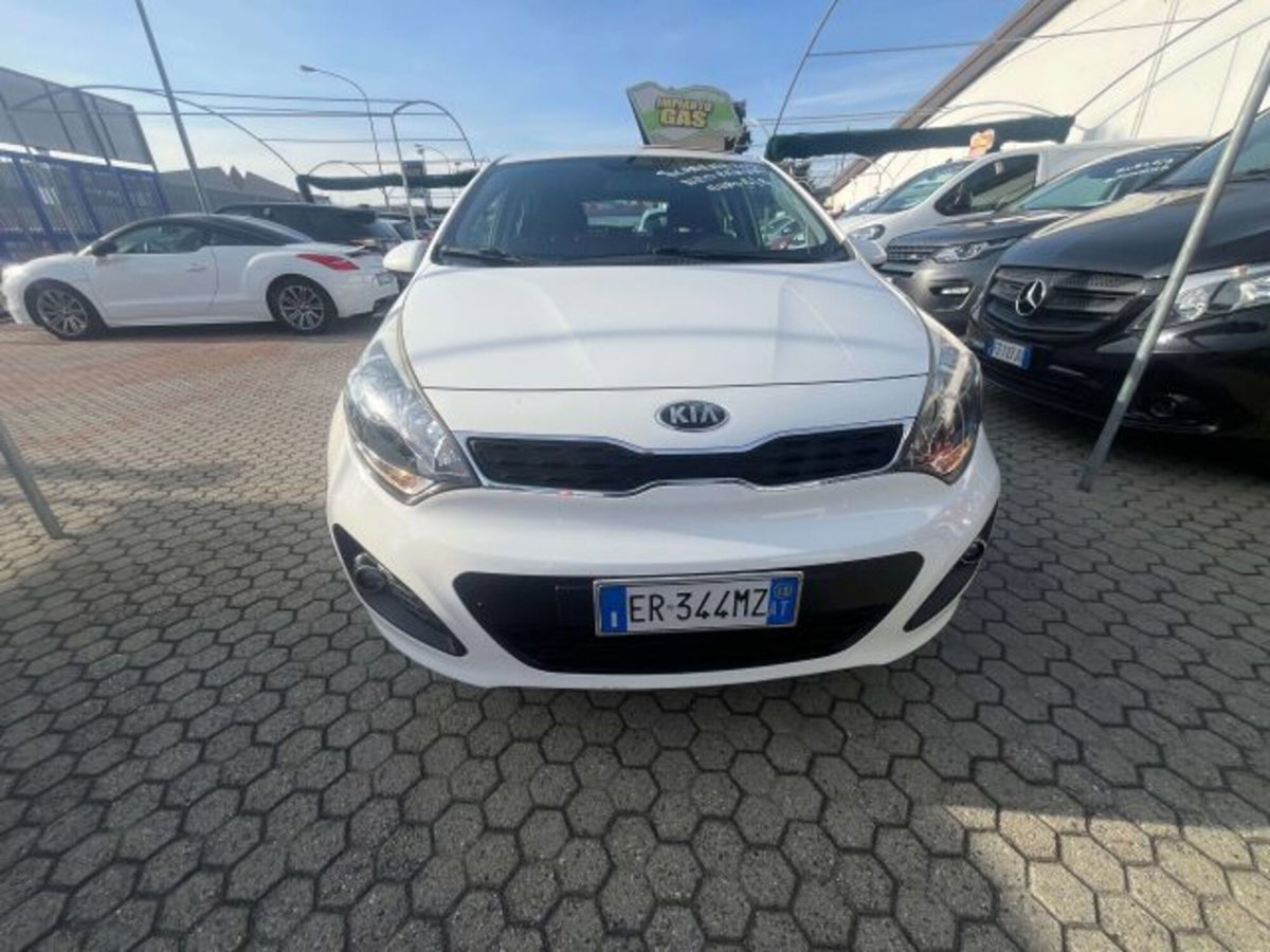 Kia Rio 1.2 CVVT 5p. ECO GPL Active (13)