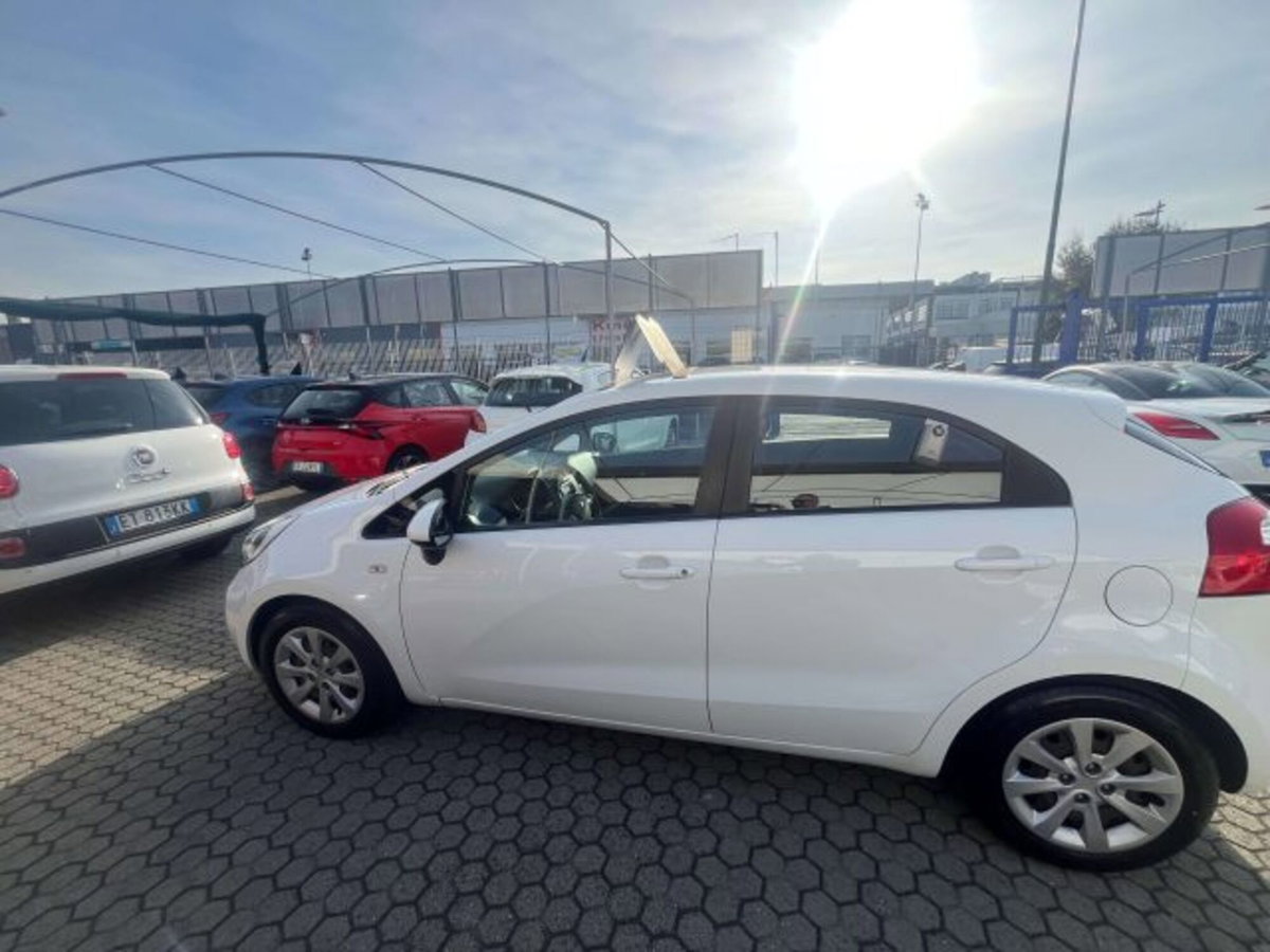 Kia Rio 1.2 CVVT 5p. ECO GPL Active (14)