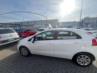 Kia Rio 1.2 CVVT 5p. ECO GPL Active (14)
