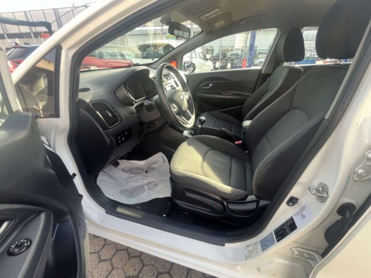 Kia Rio 1.2 CVVT 5p. ECO GPL Active (4)
