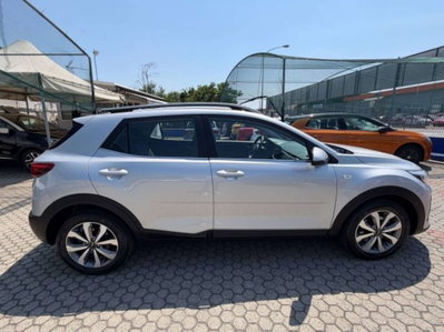Kia Stonic 1.2 mpi Style gpl 82cv (4)