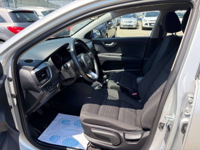 Kia Stonic 1.2 mpi Style gpl 82cv (6)