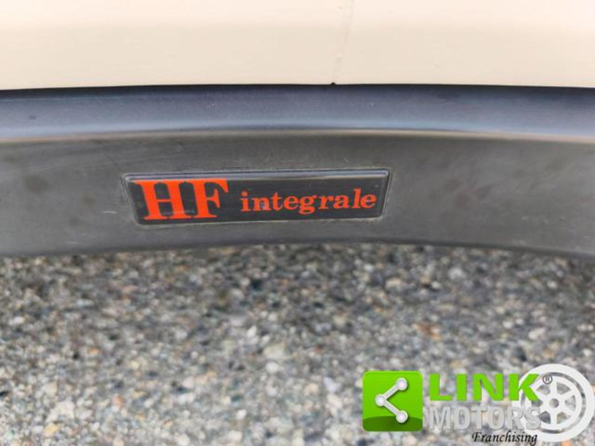 Lancia Delta turbo HF integrale (17)