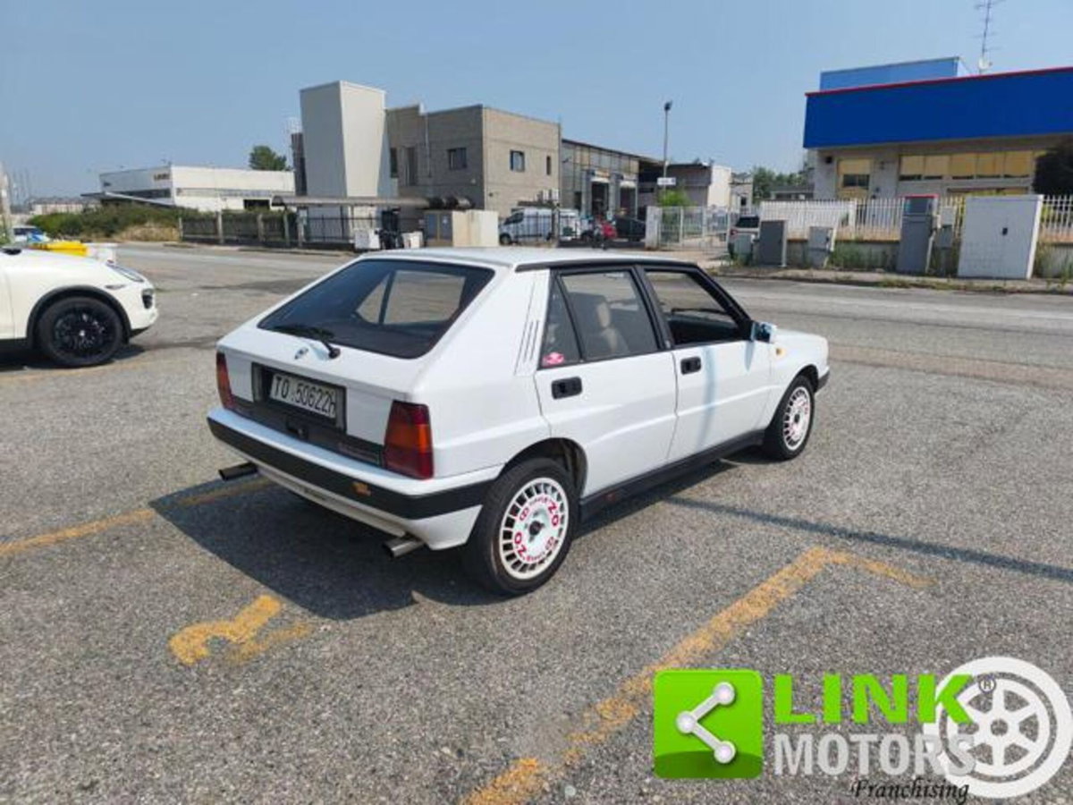 Lancia Delta turbo HF integrale (5)