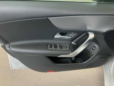 Mercedes-Benz Classe A Sedan 200 Automatic 4p. Executive (10)