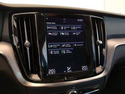 Volvo V60 B4 Geartronic Momentum Business Pro (12)