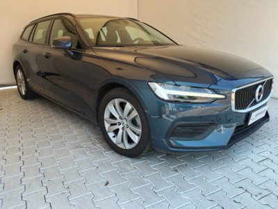 Volvo V60 B4 Geartronic Momentum Business Pro (3)