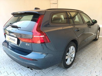 Volvo V60 B4 Geartronic Momentum Business Pro (4)