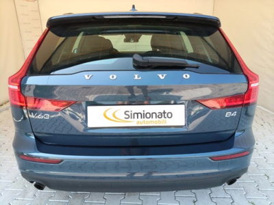 Volvo V60 B4 Geartronic Momentum Business Pro (5)