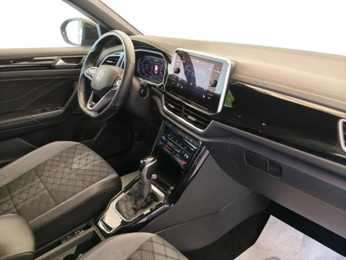 Volkswagen T-Roc 2.0 tdi R-Line 4motion 150cv dsg (9)