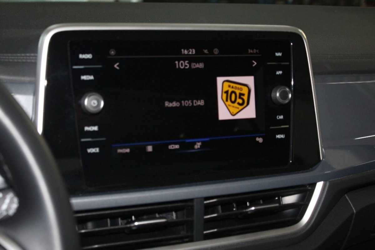 Volkswagen T-Roc 1.0 TSI Style (11)