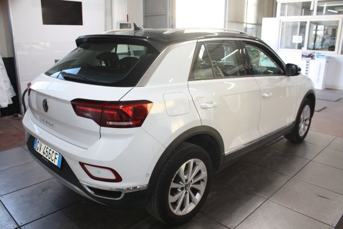 Volkswagen T-Roc 1.0 TSI Style (6)