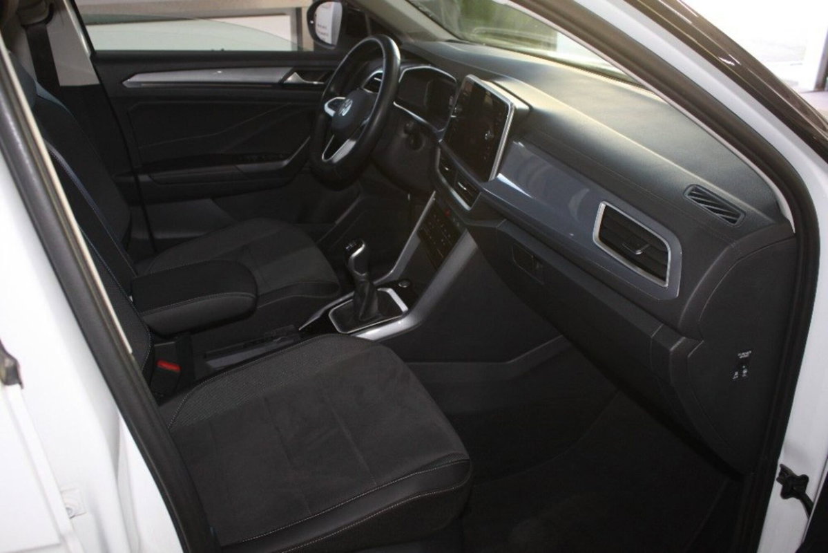 Volkswagen T-Roc 1.0 TSI Style (8)