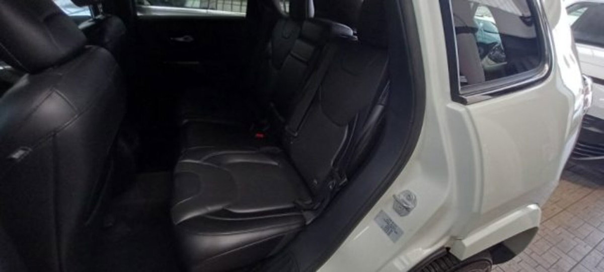 Jeep Cherokee 2.2 Mjt II 4WD Active Drive II Overland (6)