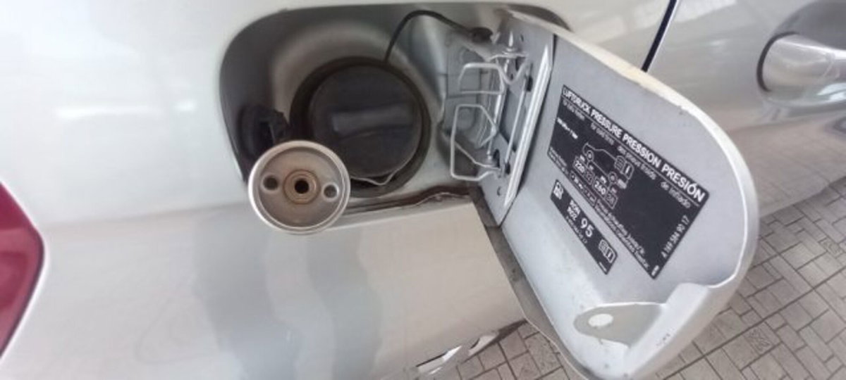 Mercedes-Benz Classe A 160 AUTOMATIC Premium (11)