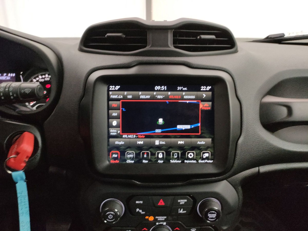 Jeep Renegade 1.6 Mjt DDCT 120 CV Night Eagle (7)