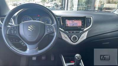 Suzuki Baleno 1.2 Hybrid B-Top (13)