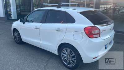 Suzuki Baleno 1.2 Hybrid B-Top (3)