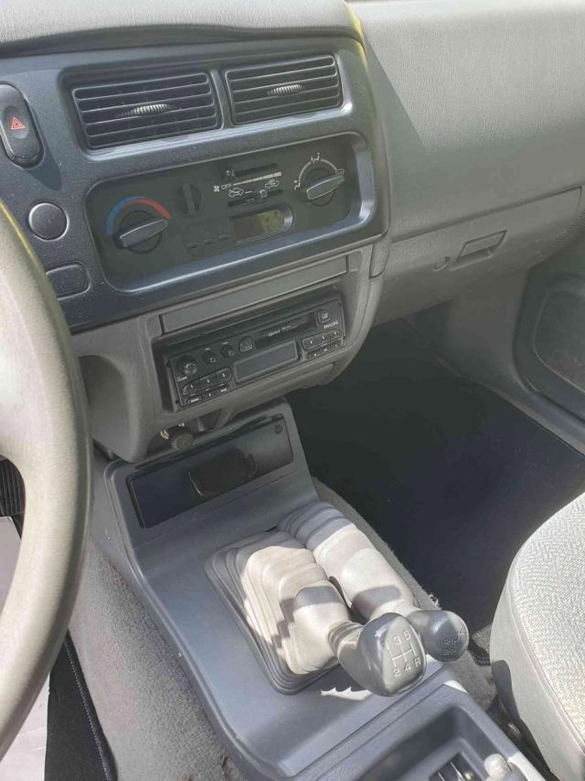 Mitsubishi L200 2.5 TDI 4WD Single Cab Pup. GL Ch. (6)