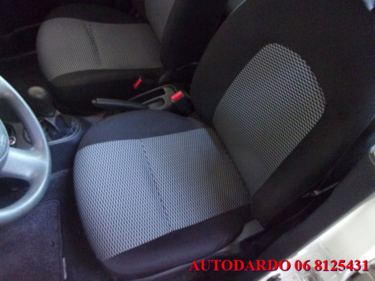 Nissan Micra 1.2 12V 5 porte GPL Eco Comfort (18)