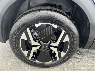 Peugeot 2008 1.2 puretech Allure s&s 100cv (14)