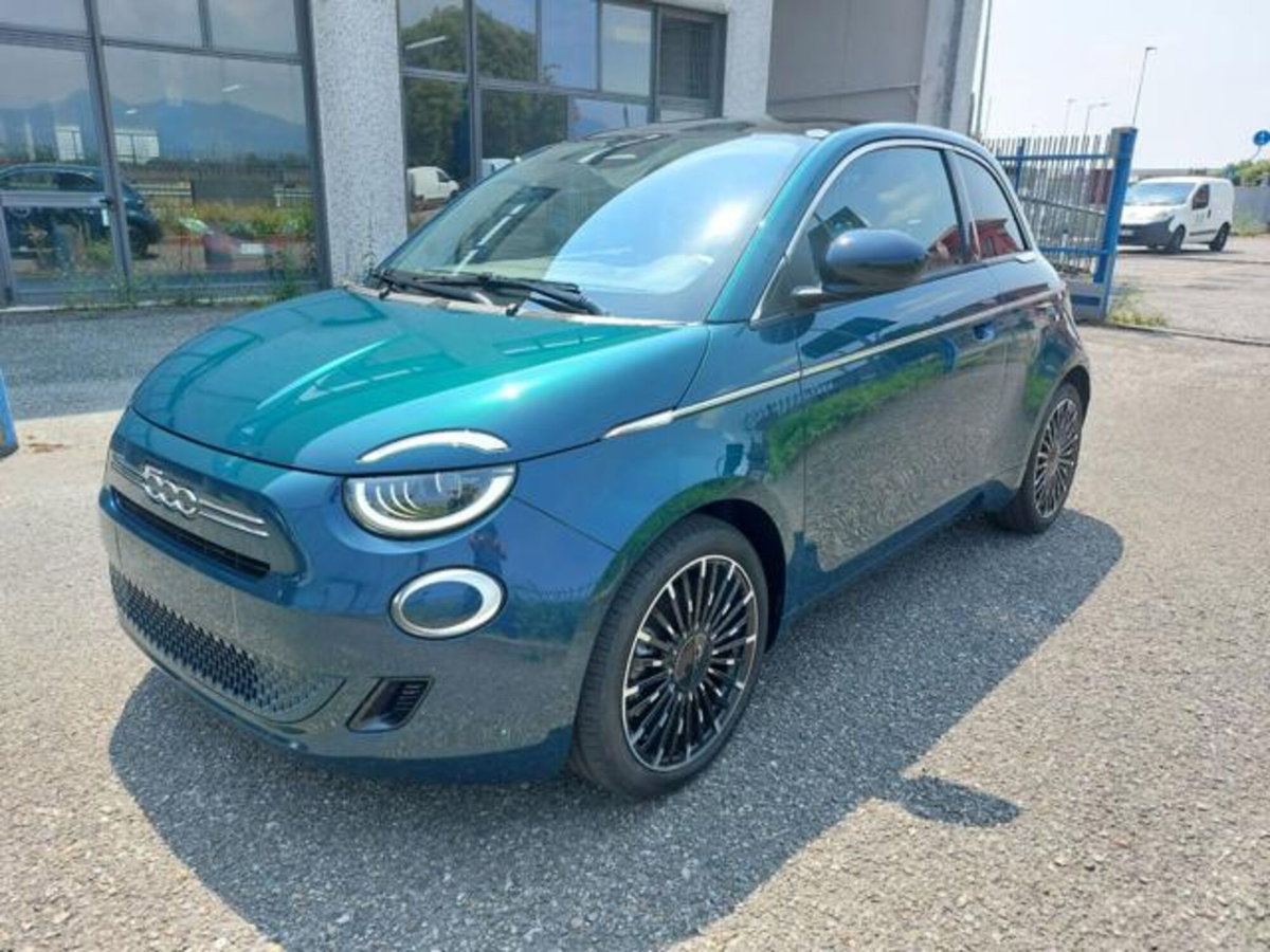 Fiat 500 1.0 hybrid La Prima