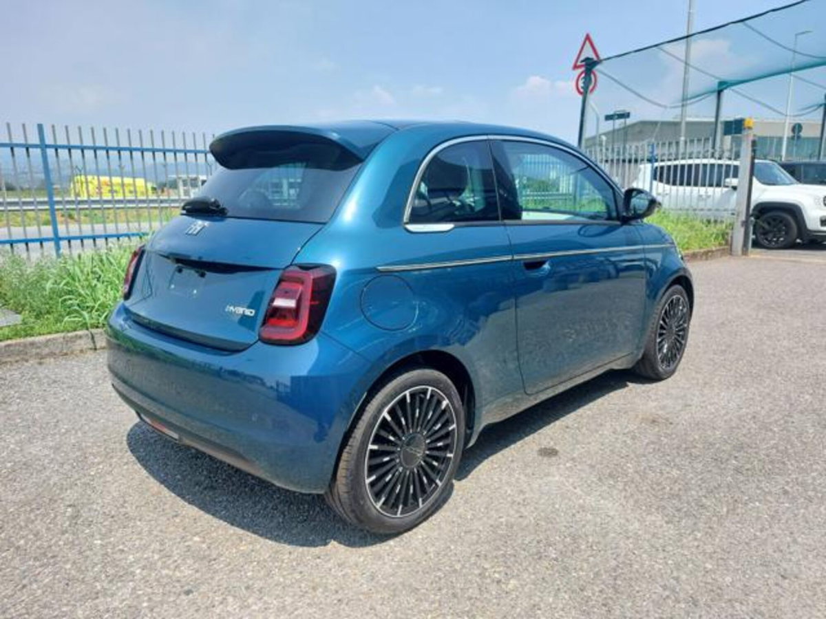 Fiat 500 1.0 hybrid La Prima (3)