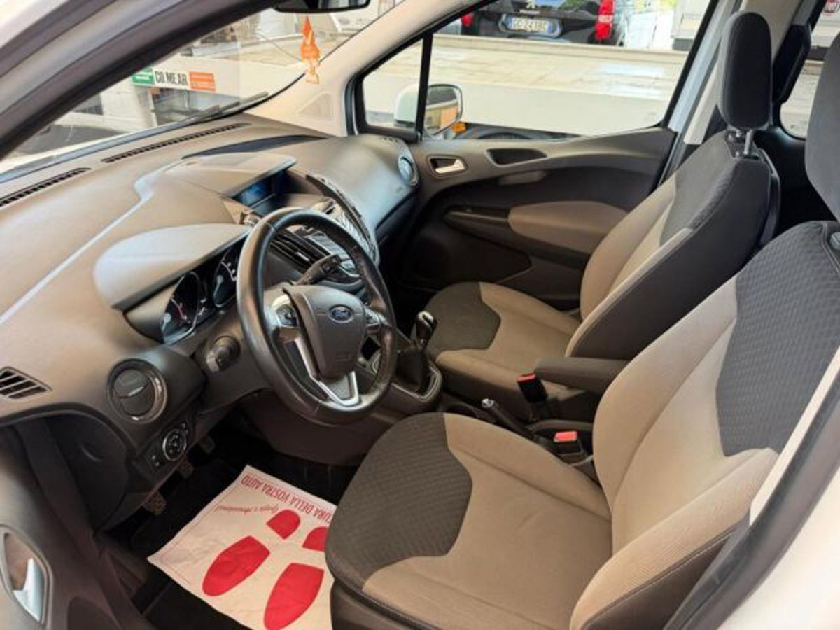 Ford Tourneo Courier 1.0 EcoBoost 100 CV Plus (13)
