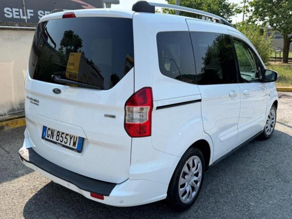 Ford Tourneo Courier 1.0 EcoBoost 100 CV Plus (15)