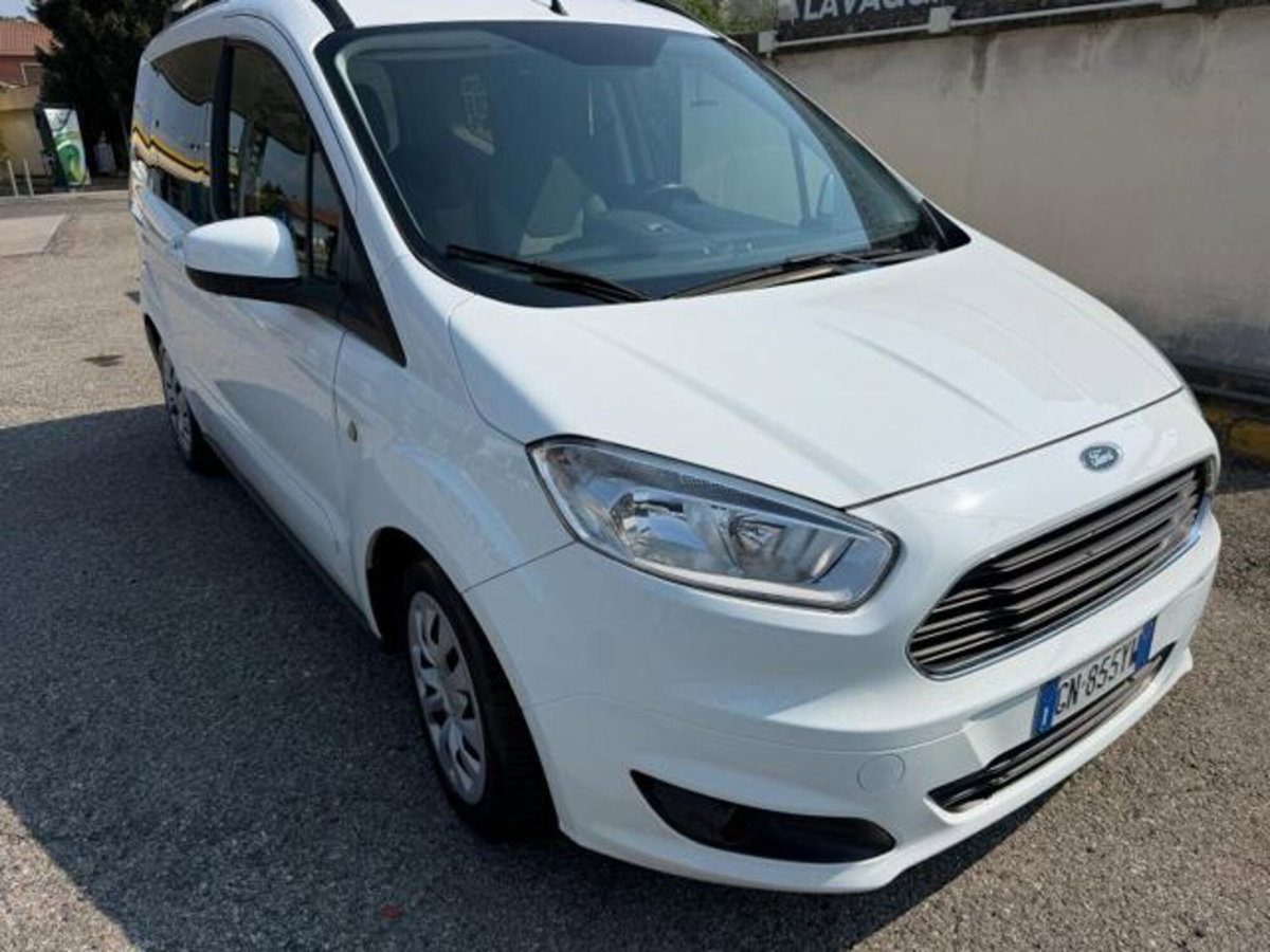 Ford Tourneo Courier 1.0 EcoBoost 100 CV Plus (2)
