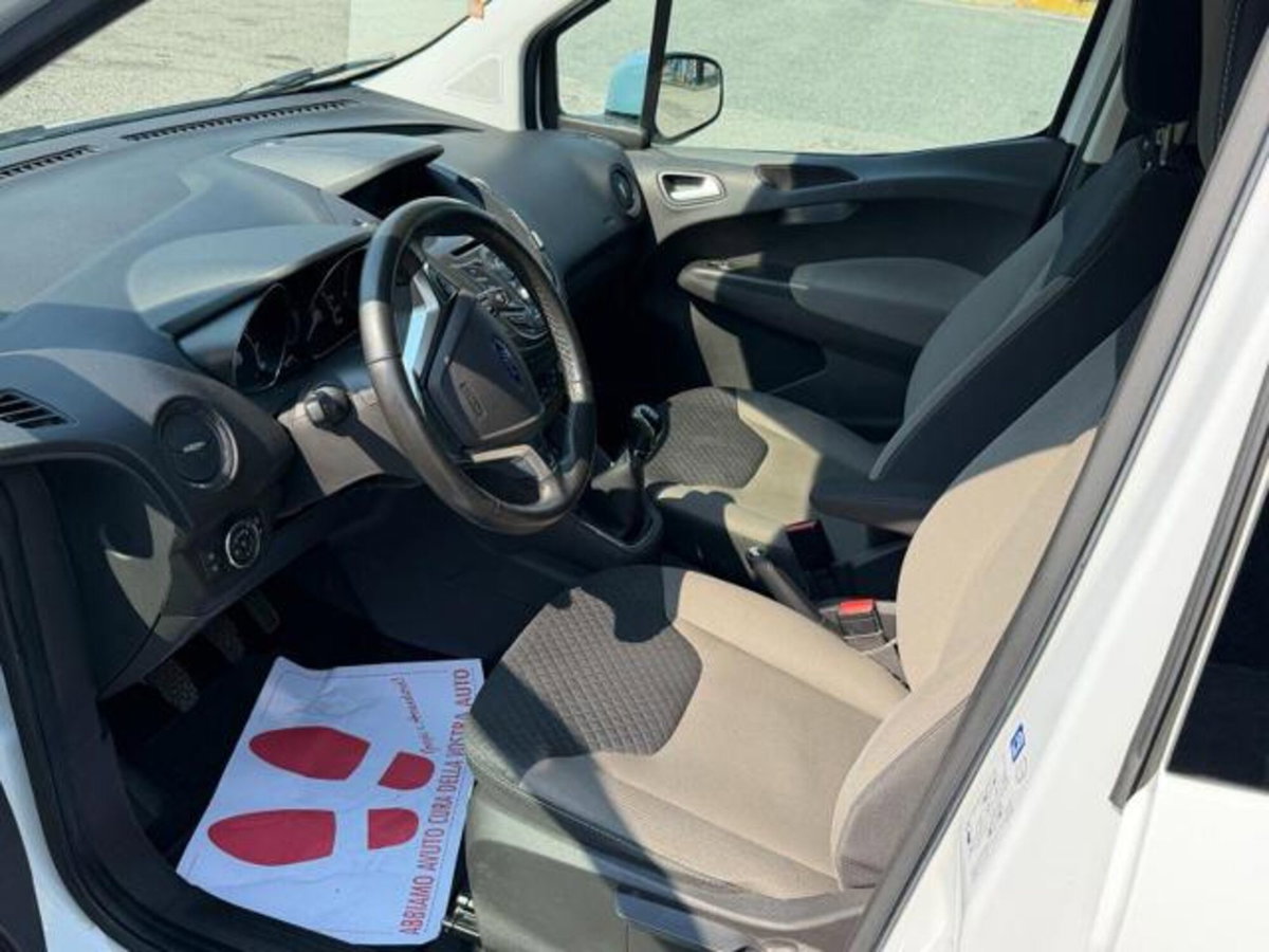 Ford Tourneo Courier 1.0 EcoBoost 100 CV Plus (6)