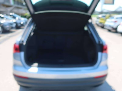 Audi Q3 35 2.0 tdi Business s-tronic (12)